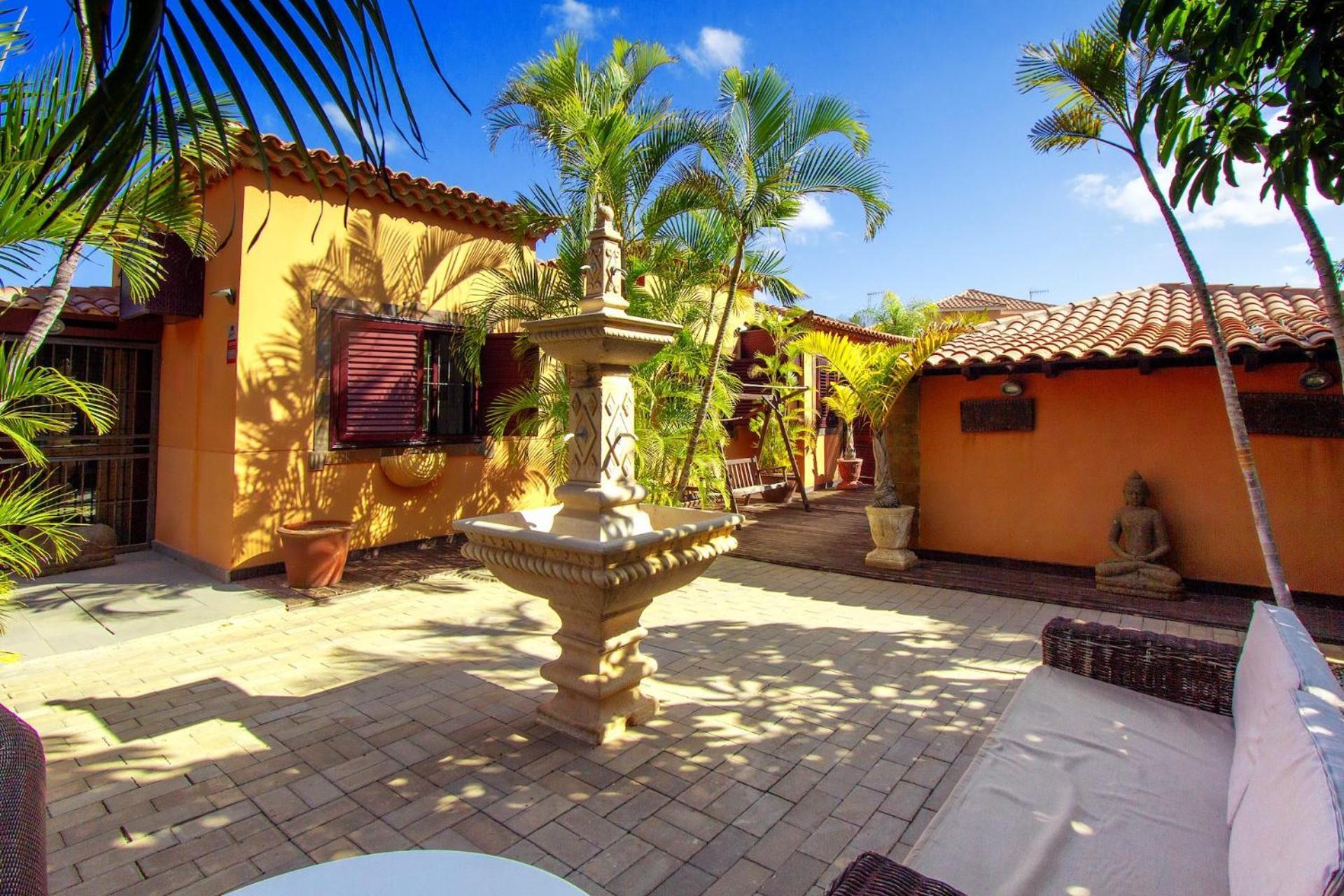 Villa Jardin De Buda Arona  Exterior photo