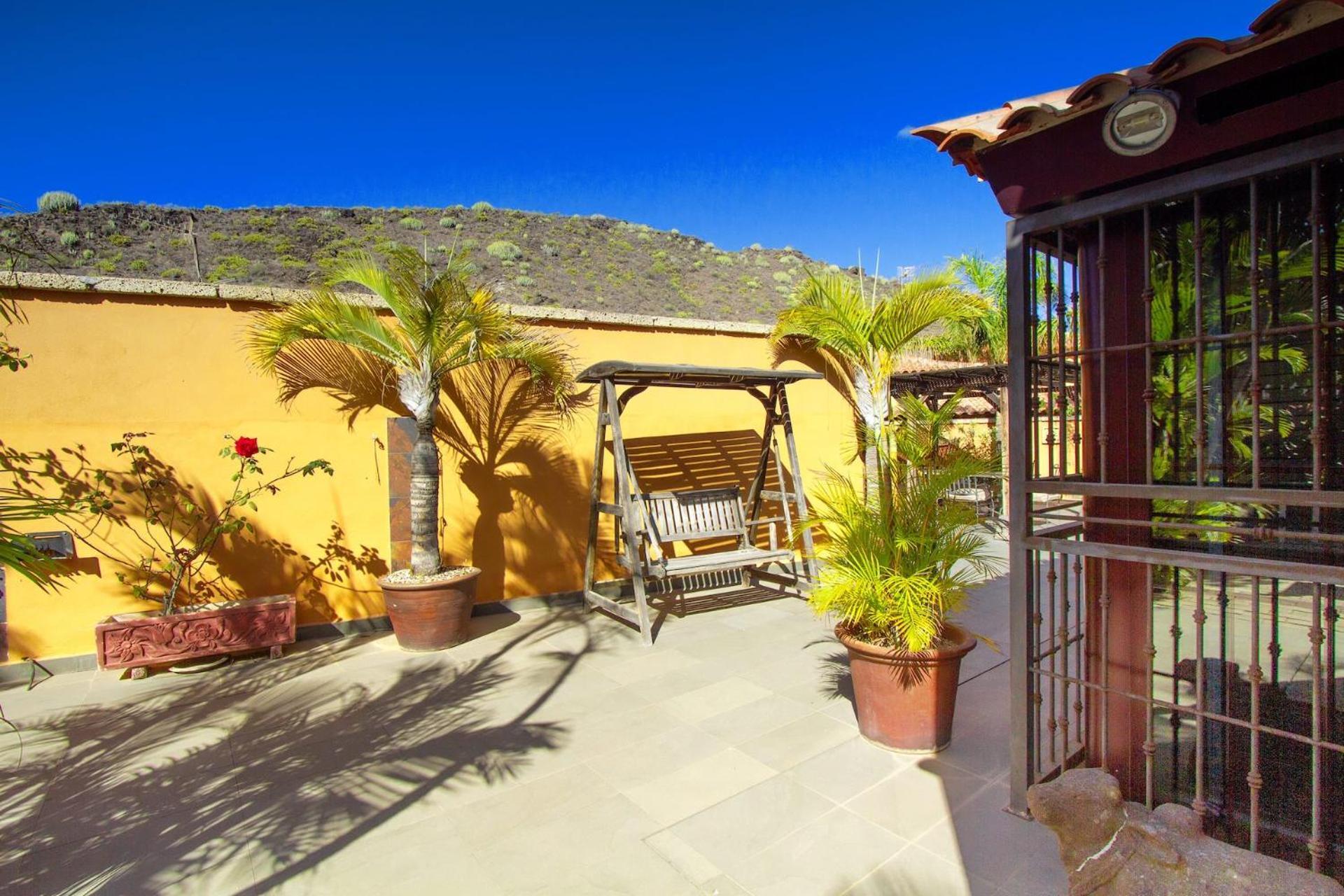 Villa Jardin De Buda Arona  Exterior photo